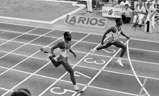 Illustration for article titled The Greatest Hurdler In The World Makes His Escape From Perfection